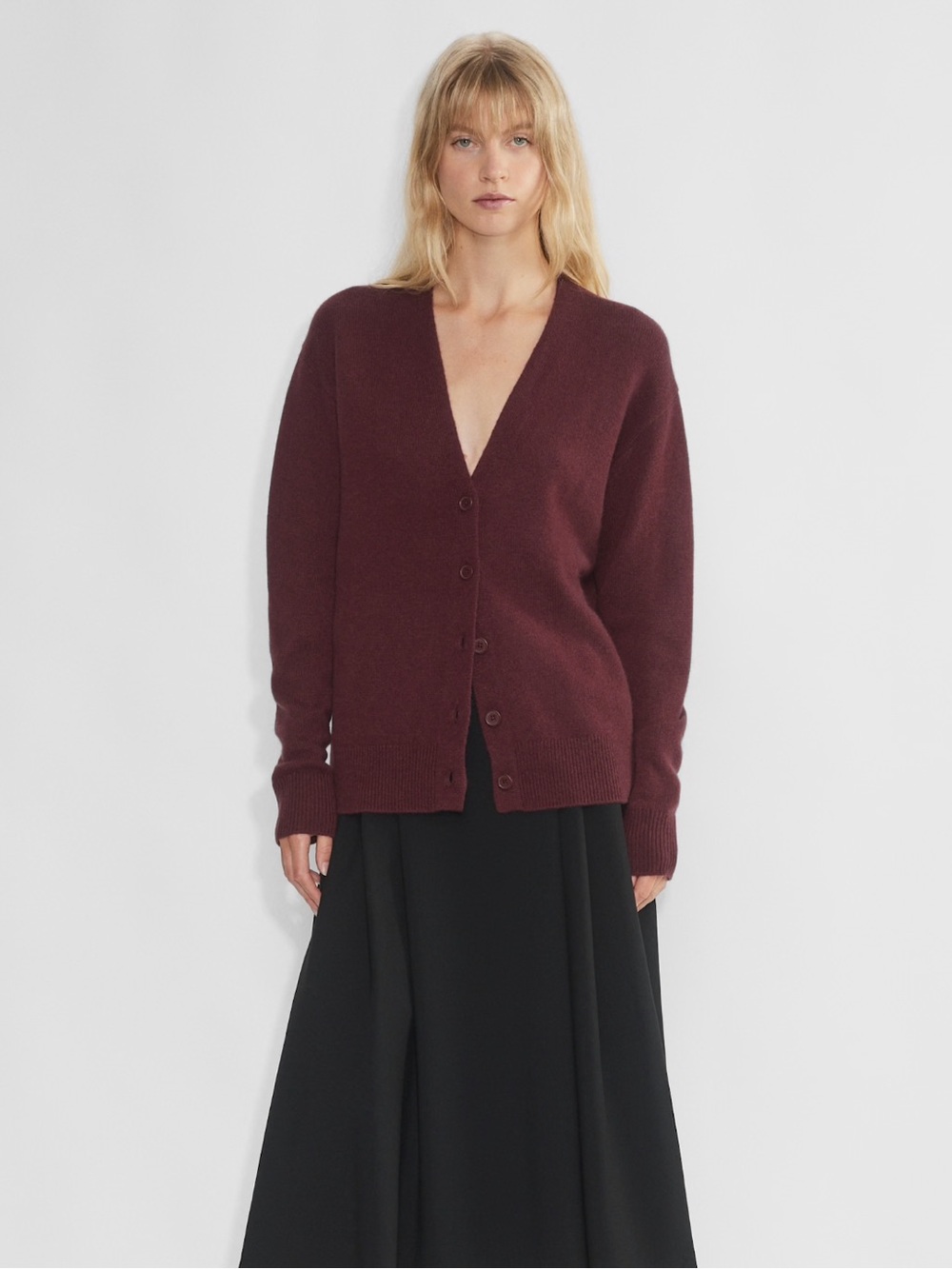 Aritzia Cashmere Relaxed V-Neck Cardigan Sweater Burgundy Oversized Buttons
